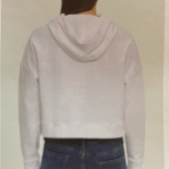 NWT sweater - Picture 2 of 2